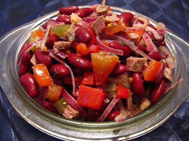 Салат из красной фасоли на зиму