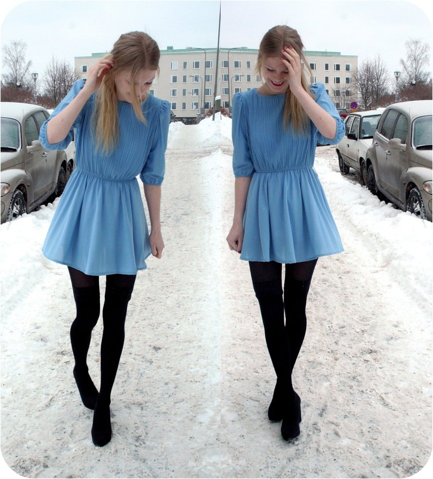 Голубое Платье С Какими Колготками Одевать