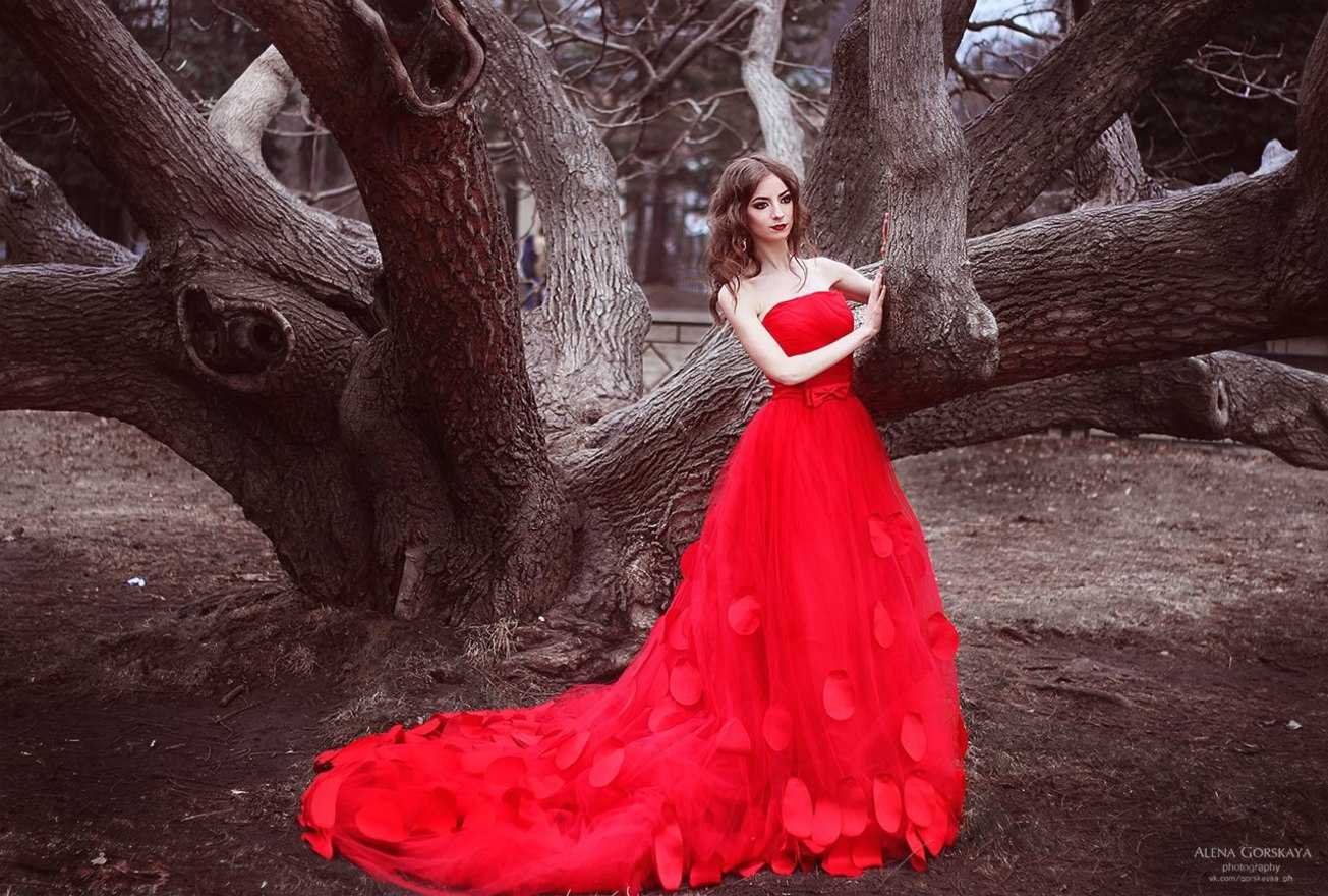 Платье Виктория Красное