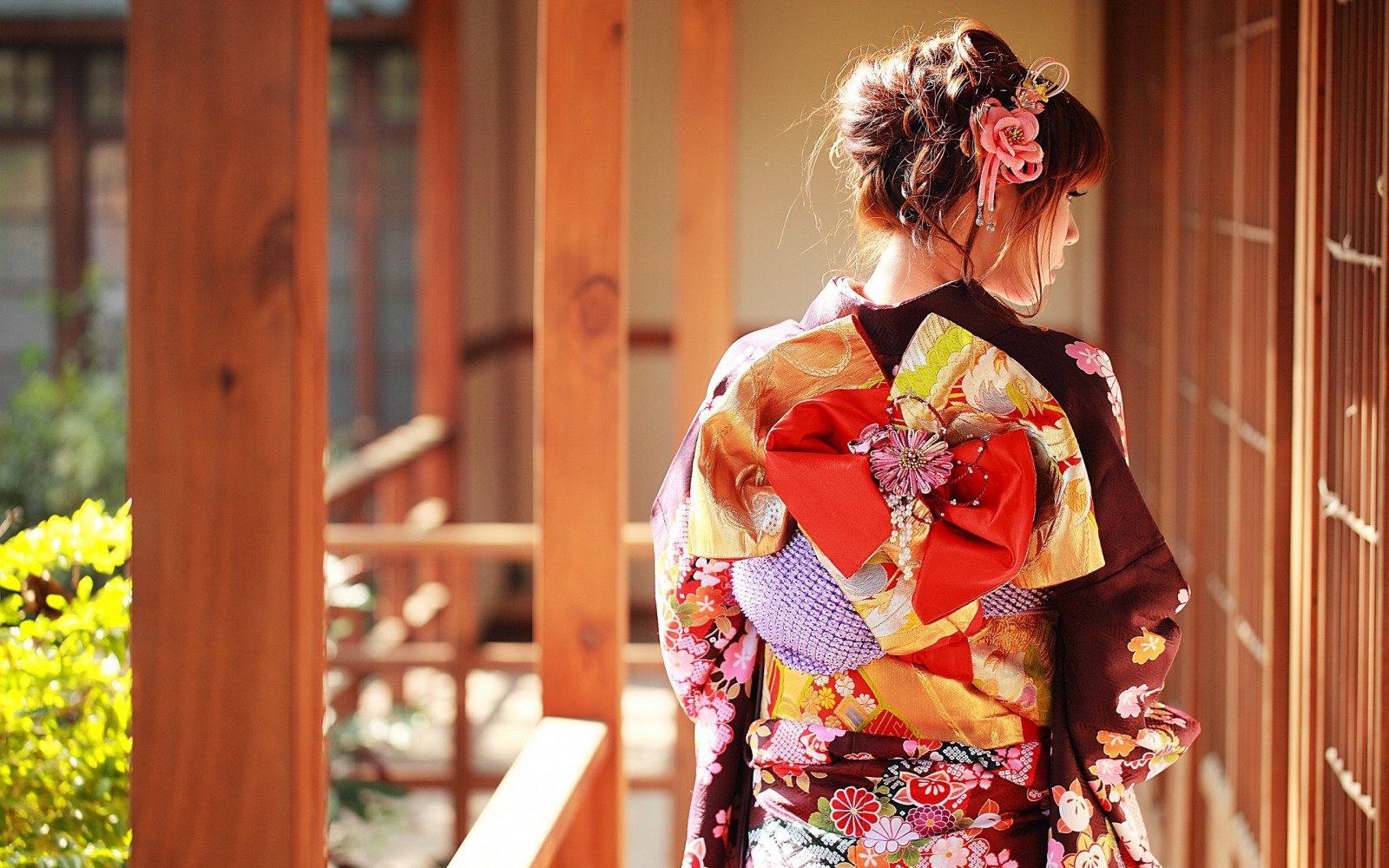 Фото нежной девушки без одежды в японском стиле