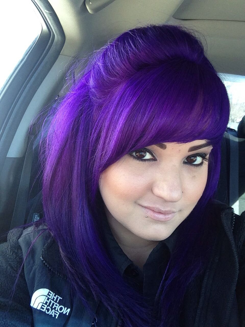 Темно Фиолетовые Волосы Фото