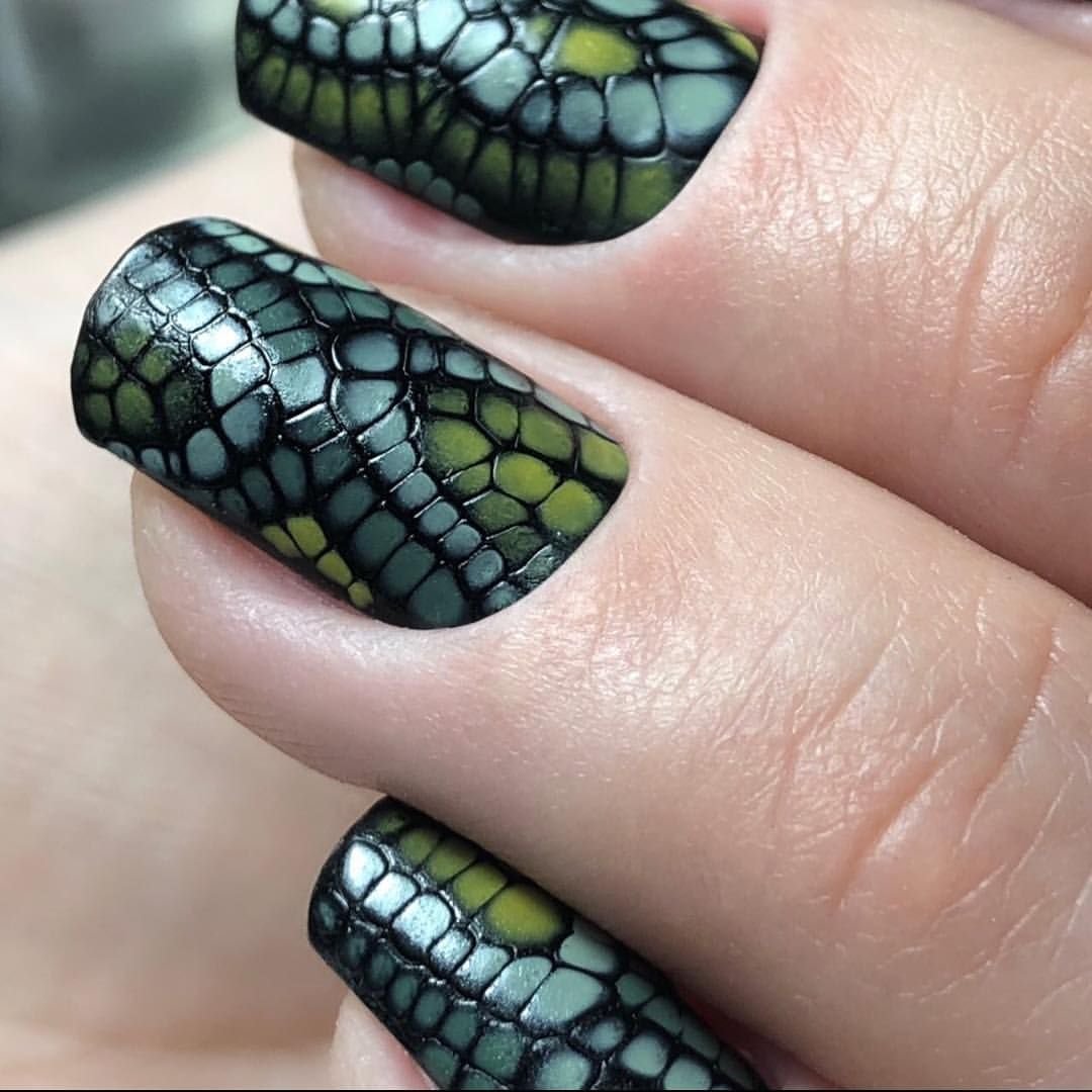 Ногти Со Змеиным Дизайном
