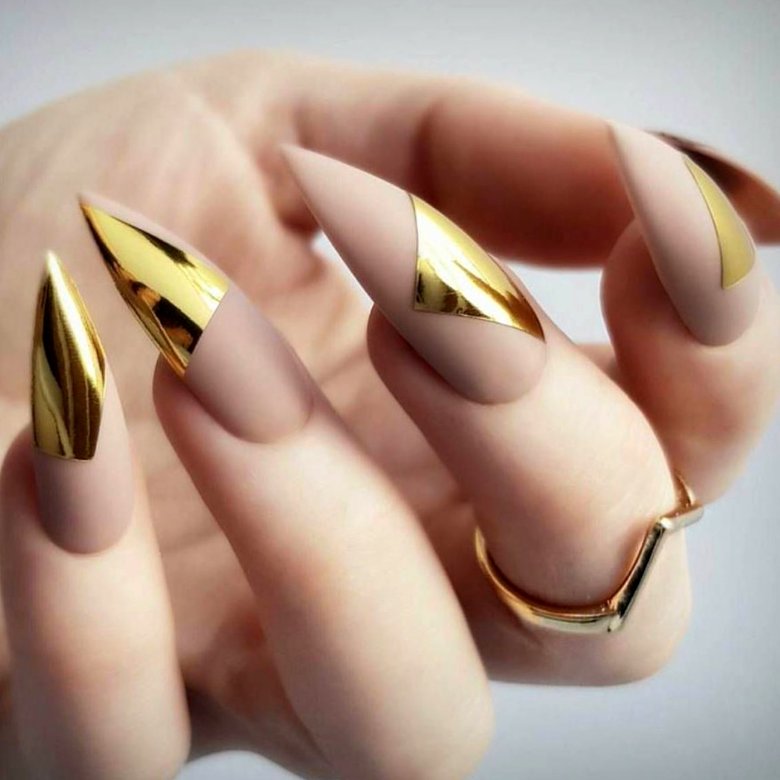Золотистые Ногти Дизайн