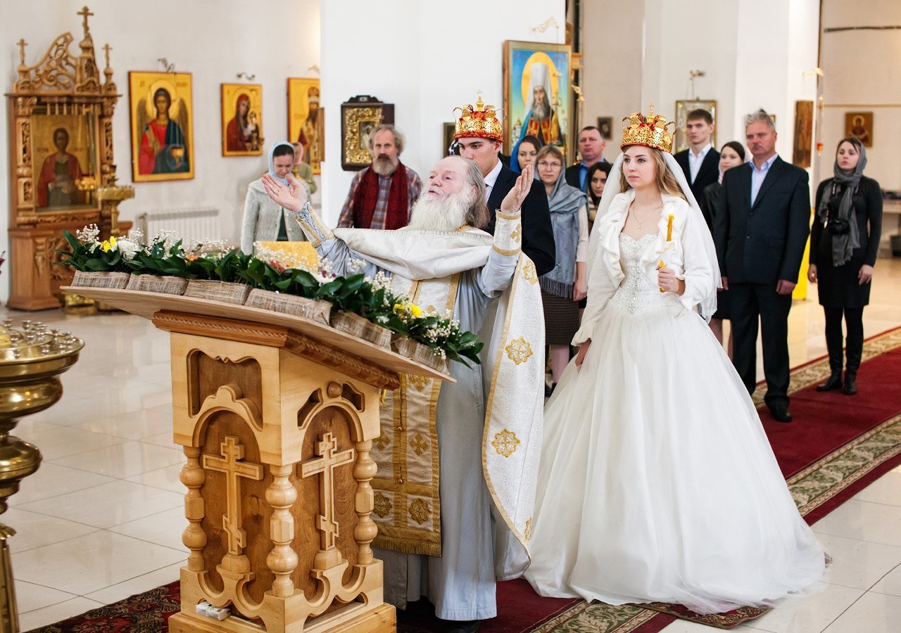 В Каком Платье Можно Венчаться В Церкви