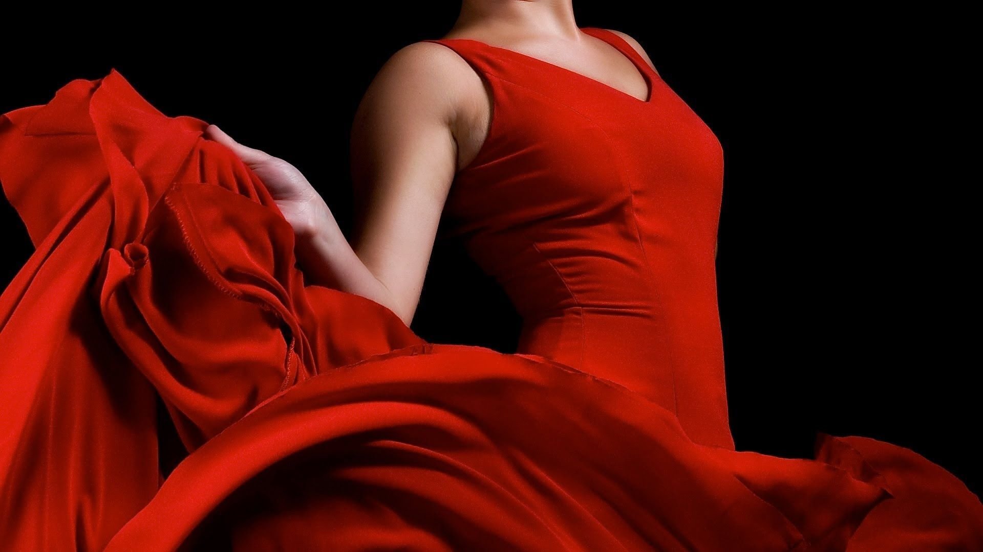 Порваны Красное Платье
