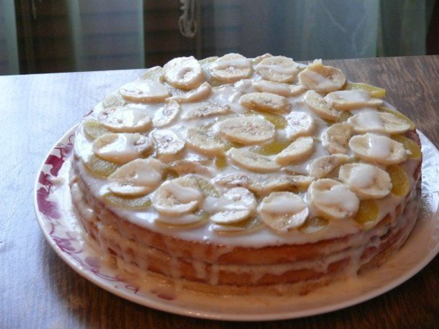 Торт из коржей купленных в магазине со сгущенкой и бананами рецепт с фото