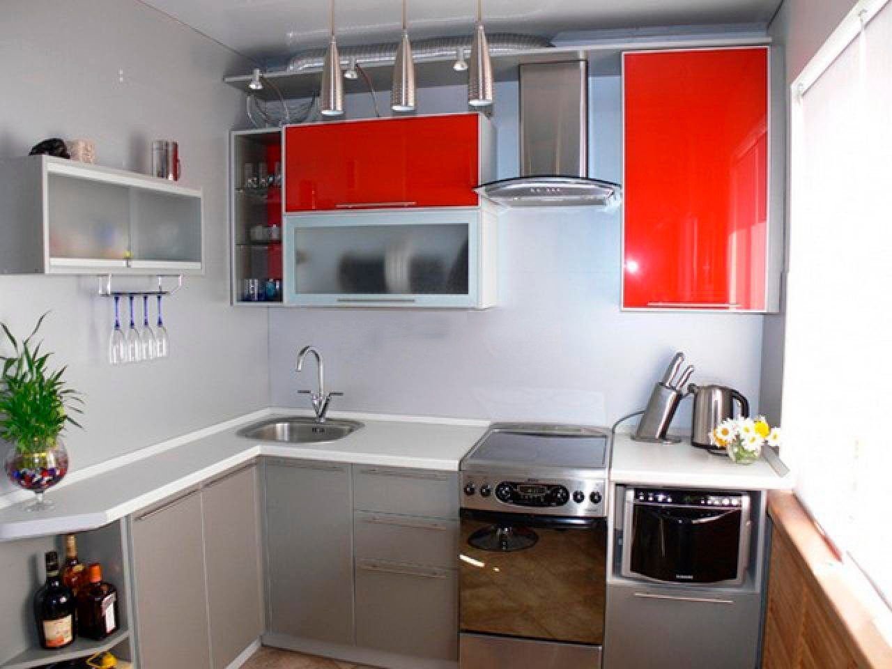 Кухонный гарнитур для маленькой кухни 6 кв