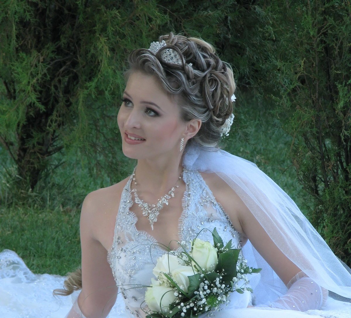 Красивая русская невеста. Невесты. Красивая невеста. Красивые русские невесты. Фото невесты.
