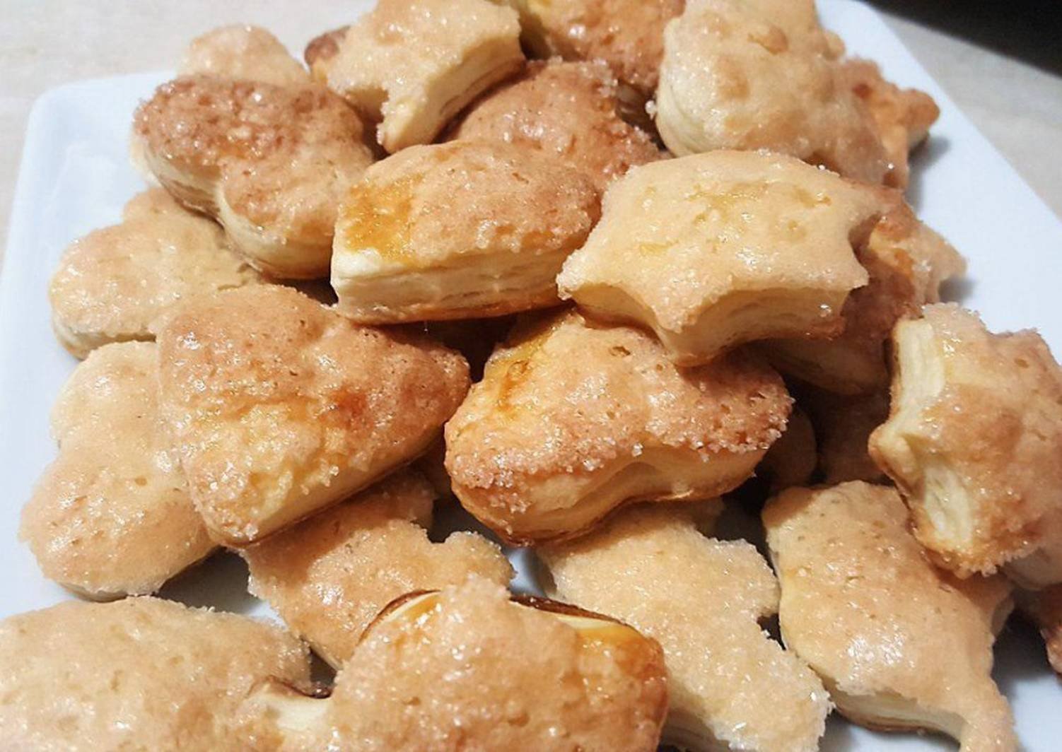 Печенье из слоеного теста с сахаром простой рецепт с фото пошагово