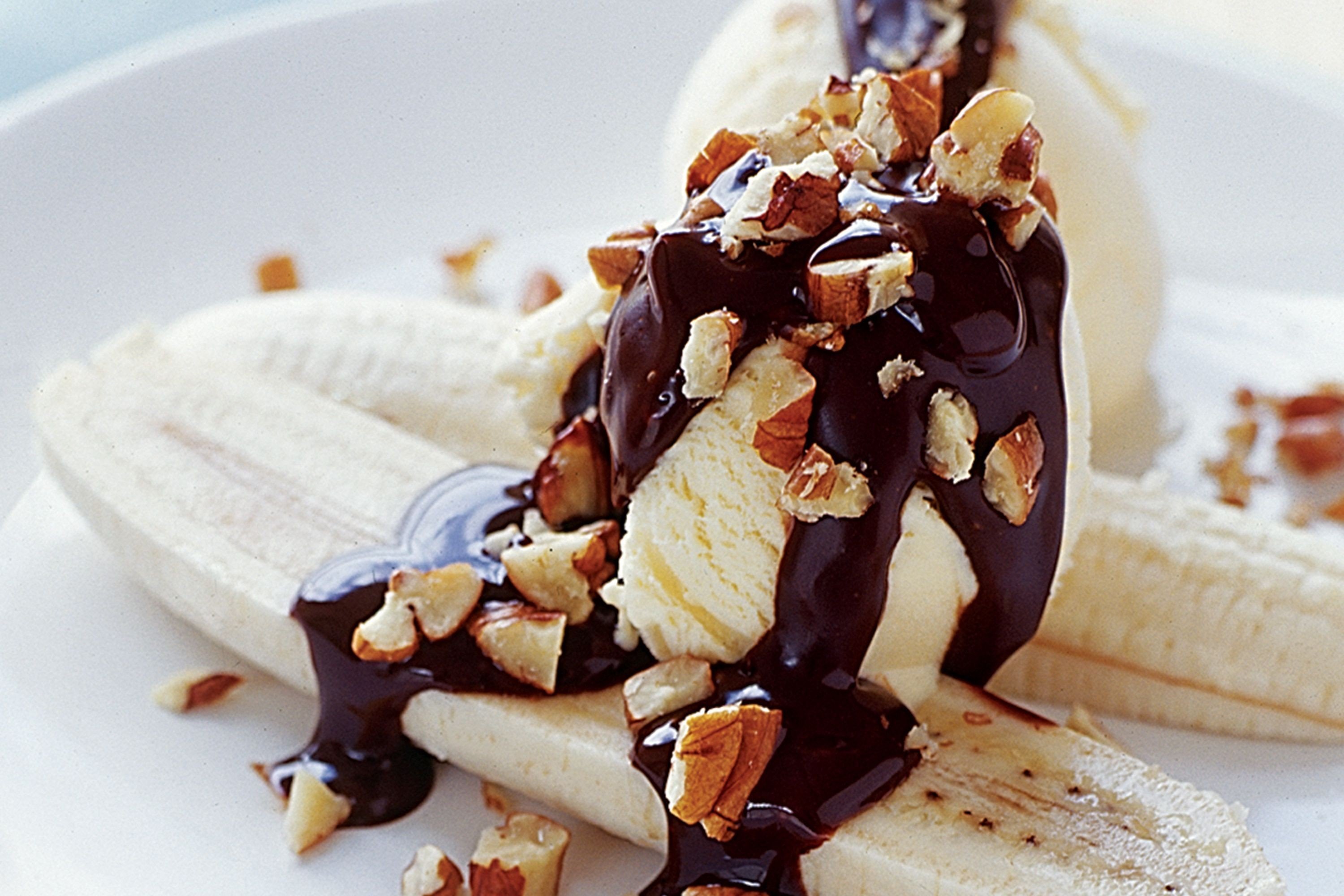 Полезные десерты из бананов и шоколада (59 фото)