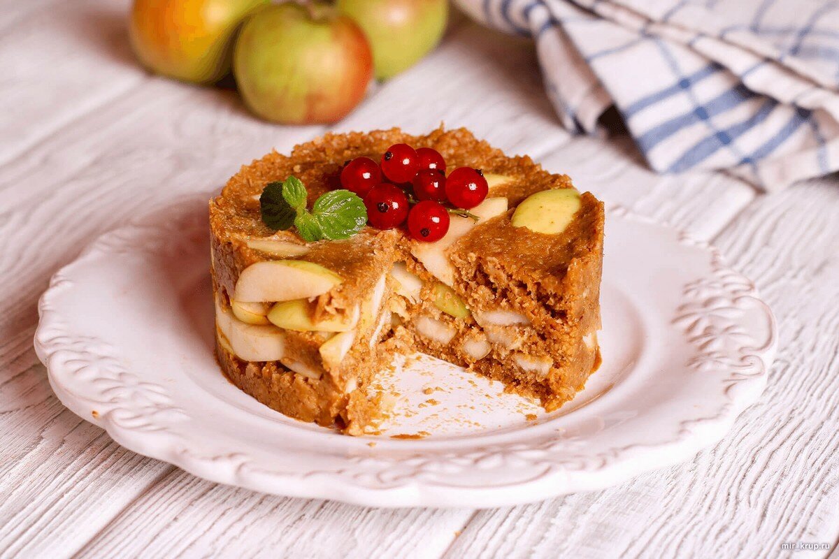 Овсяно яблочный пирог. Яблочный пирог. Яблочный торт. Десерты и пироги с яблоками. Шарлотка с яблоками.