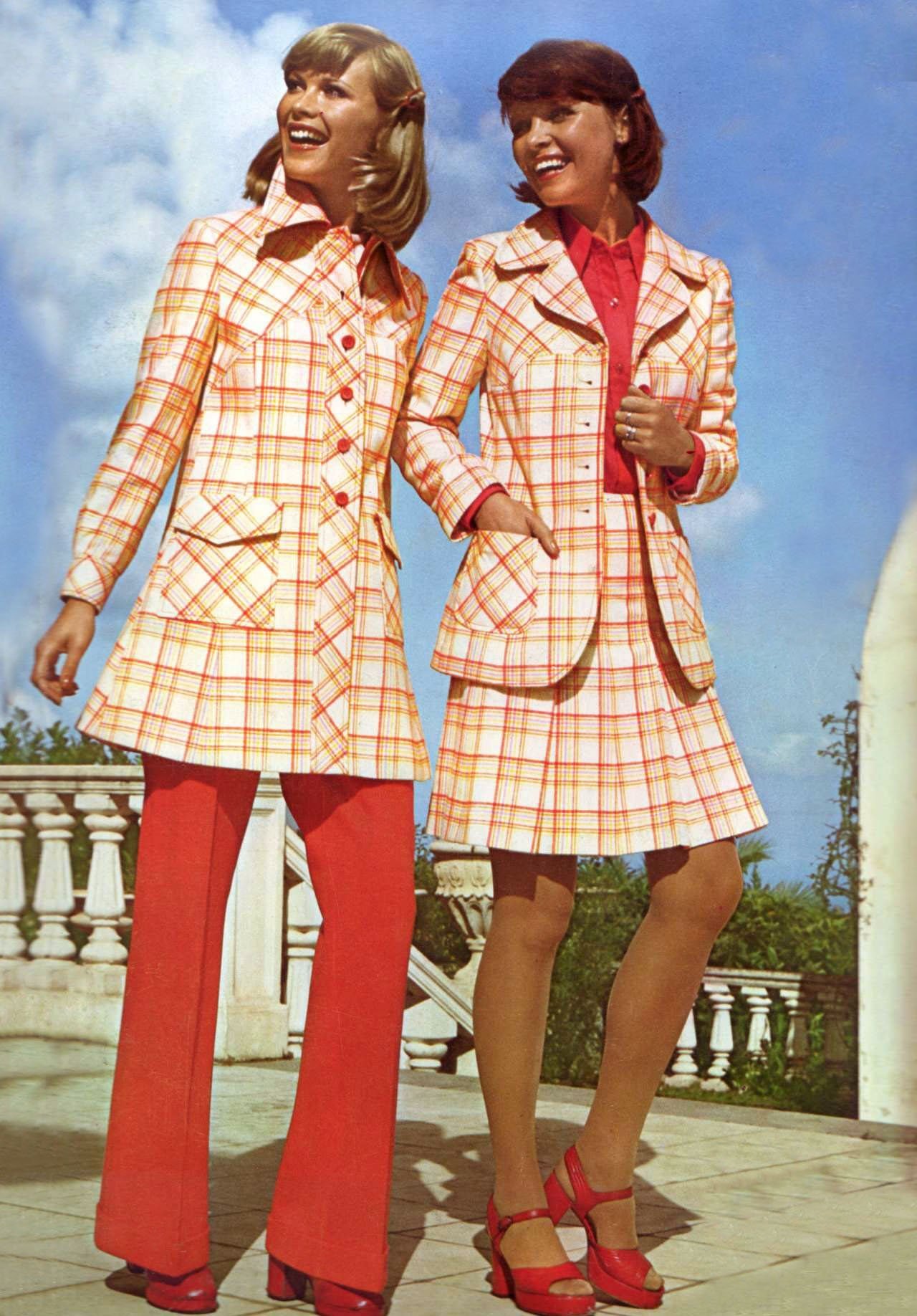 Ретро 70х годов. Мода 60е- 70е СССР. Мода США 1970-Х. Мода 60х в Америке. Мода 1970-х годов женщины СССР.