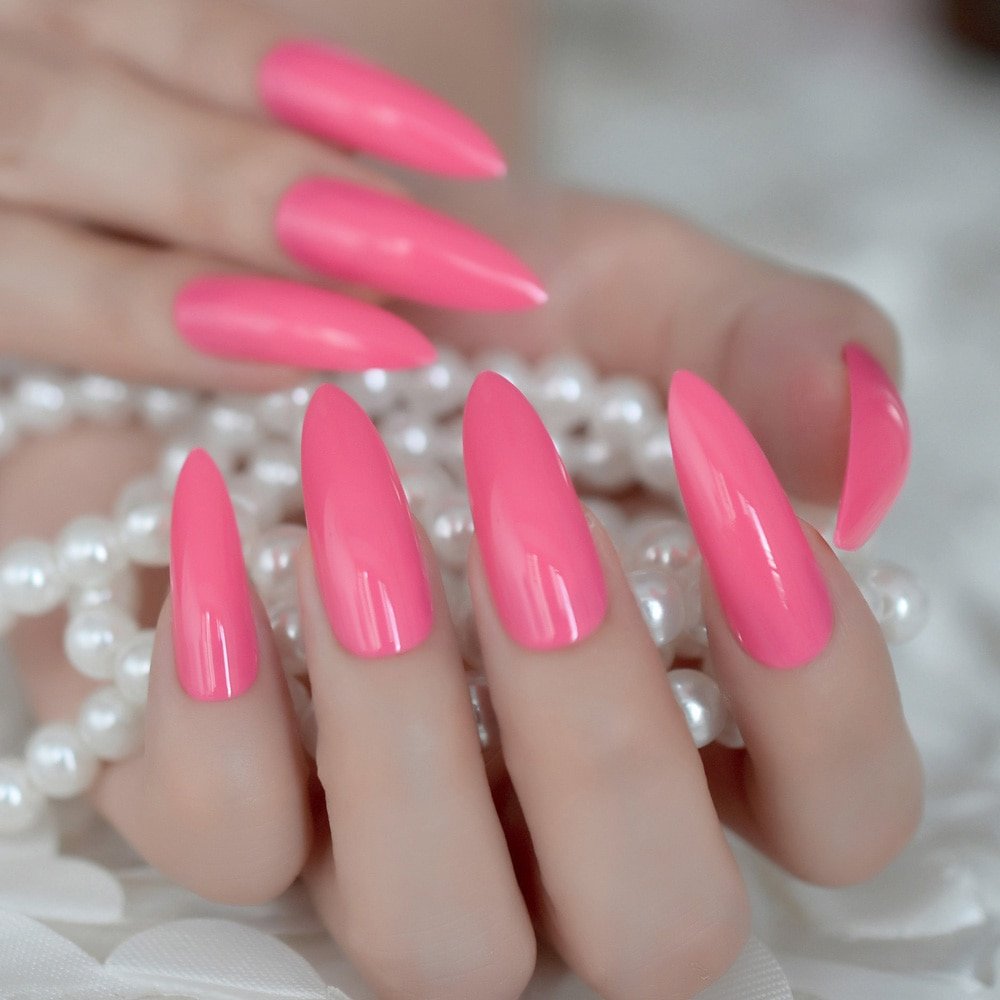 Розовые длинные ногти (40 фото) .