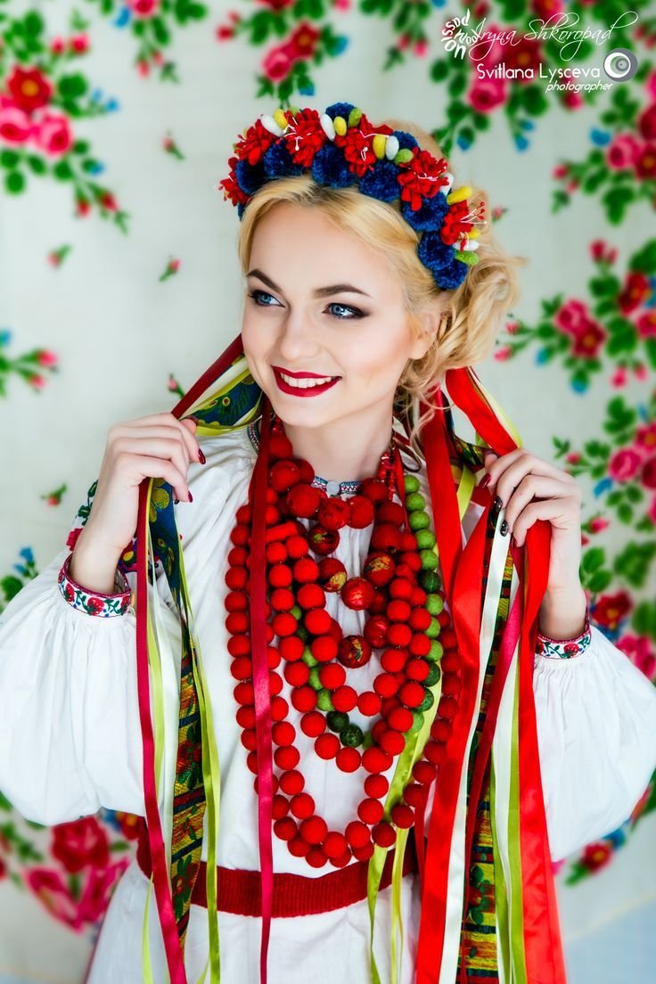 Прически под украинское платье