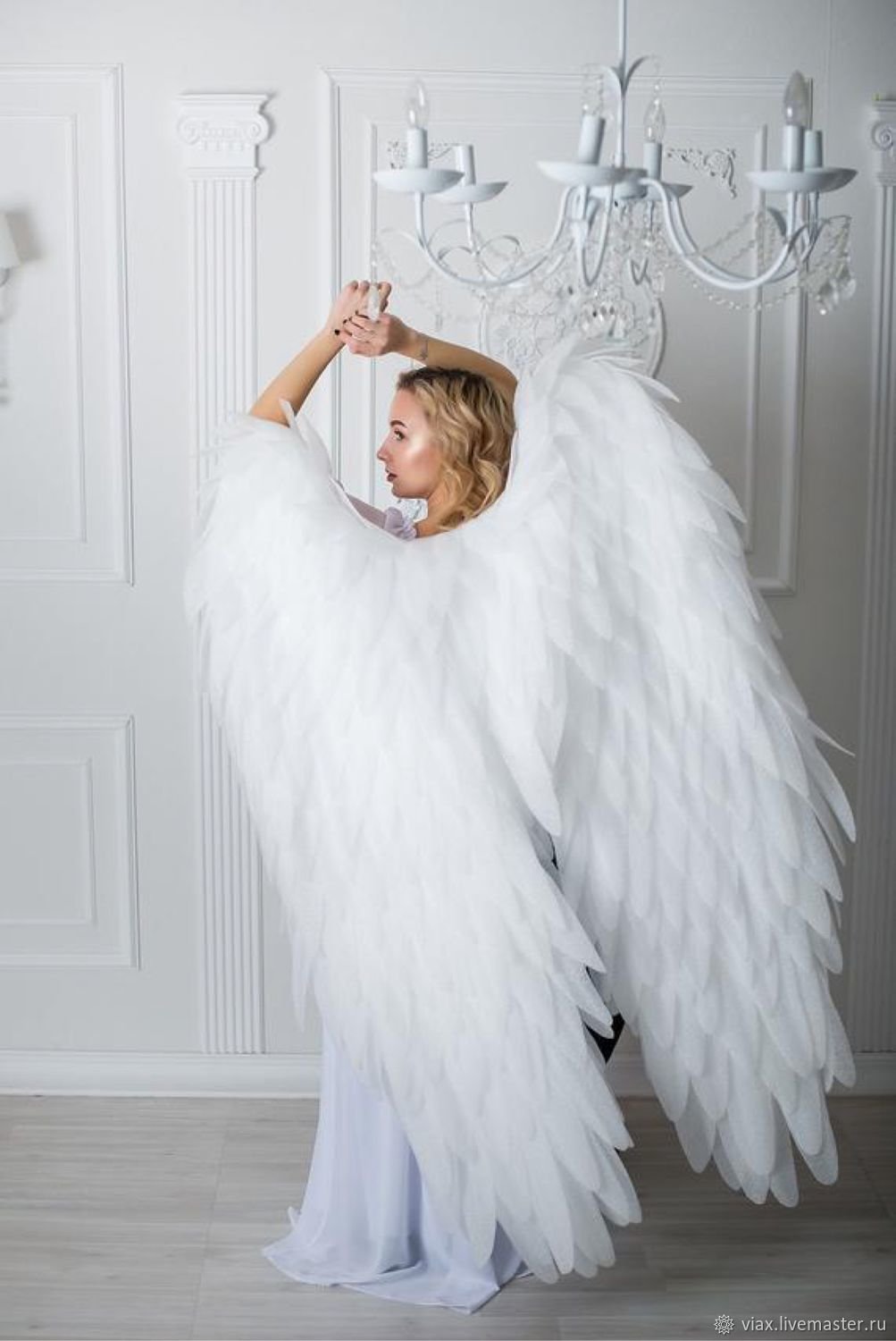 Крылья купить недорого. Огромные Крылья ангела. Фотосессия с крыльями ангела. Свадебное платье с крыльями.