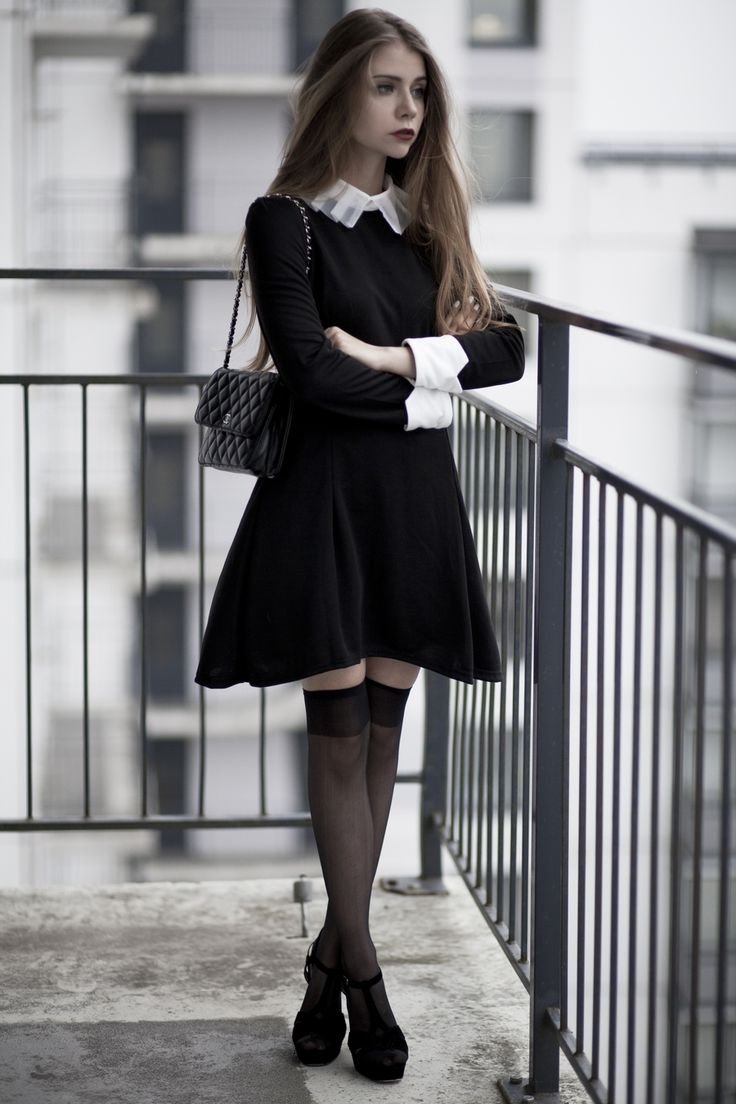 Черная юбка черные чулки