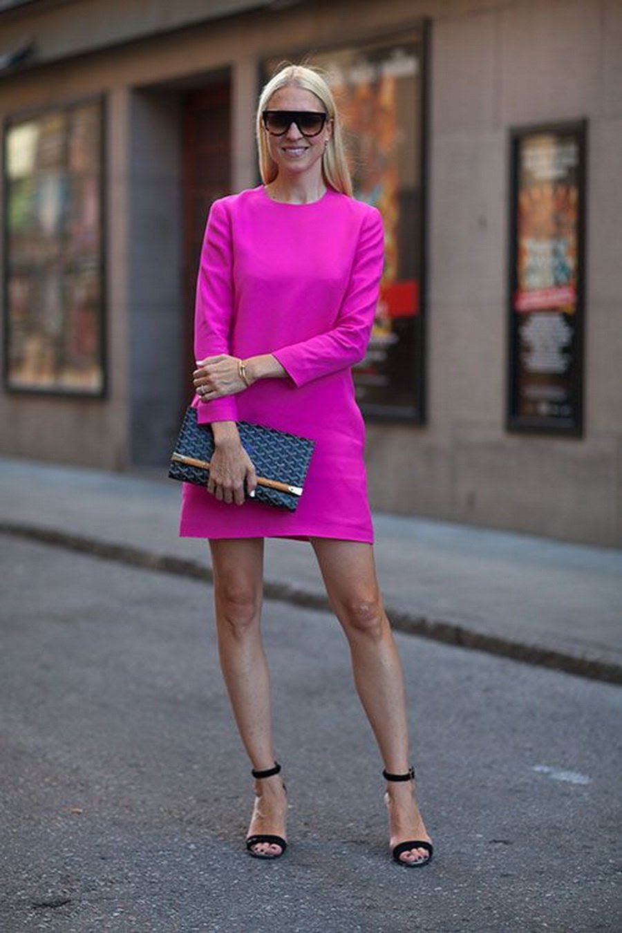 Какого цвета колготки одеть под розовое платье