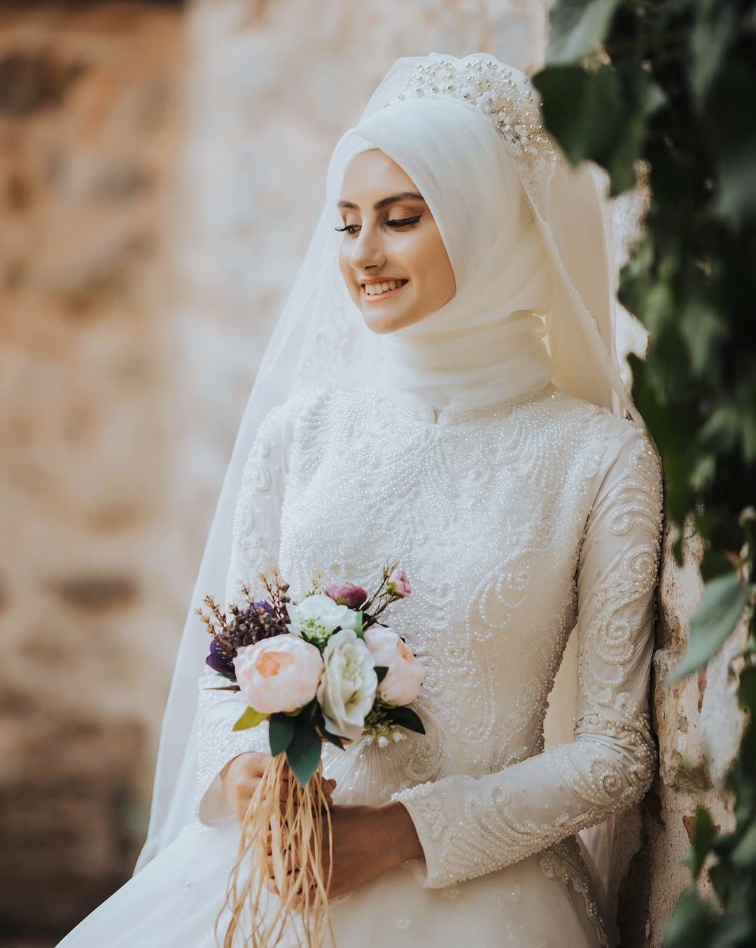 Мусульманская невеста. Wedding Dress hidjab. Мусульманские Свадебные платья. Невеста в хиджабе. Невеста мусульманка.