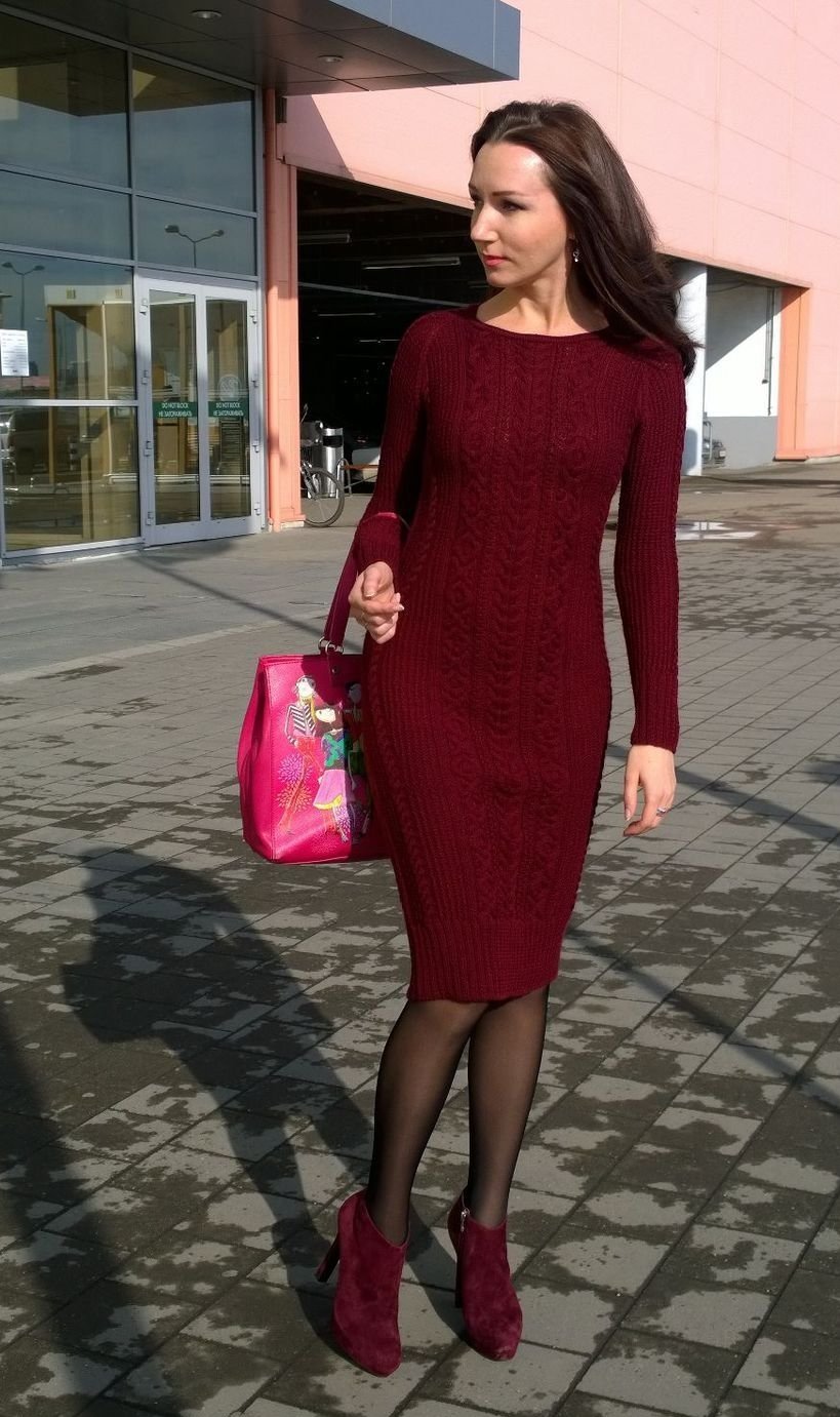 Бордовый Платье Фото