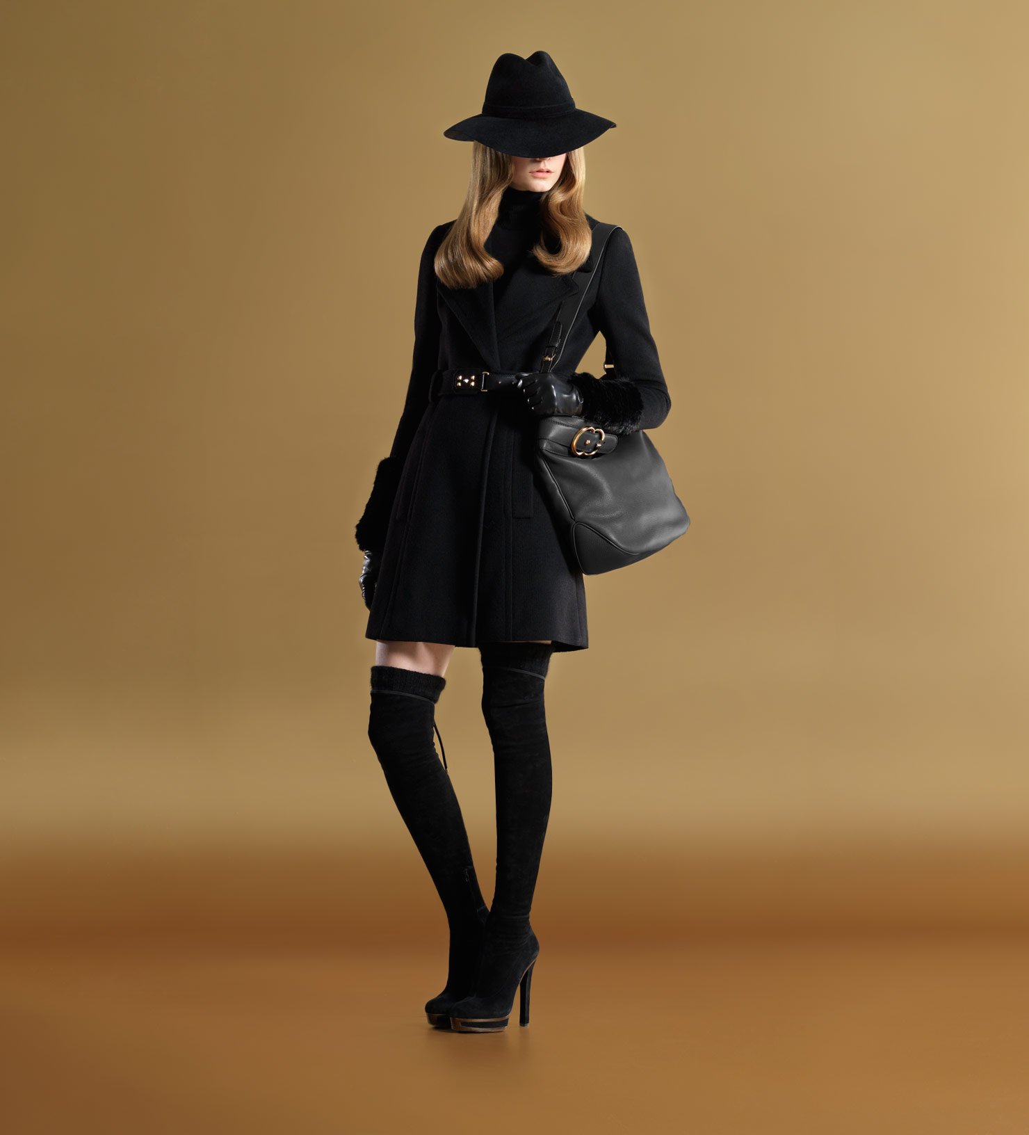 Без шляпы и пальто. Девушка в черном пальто и шляпе. Образы со шляпой. Шляпа с пальто женское. Черное платье и шляпа.