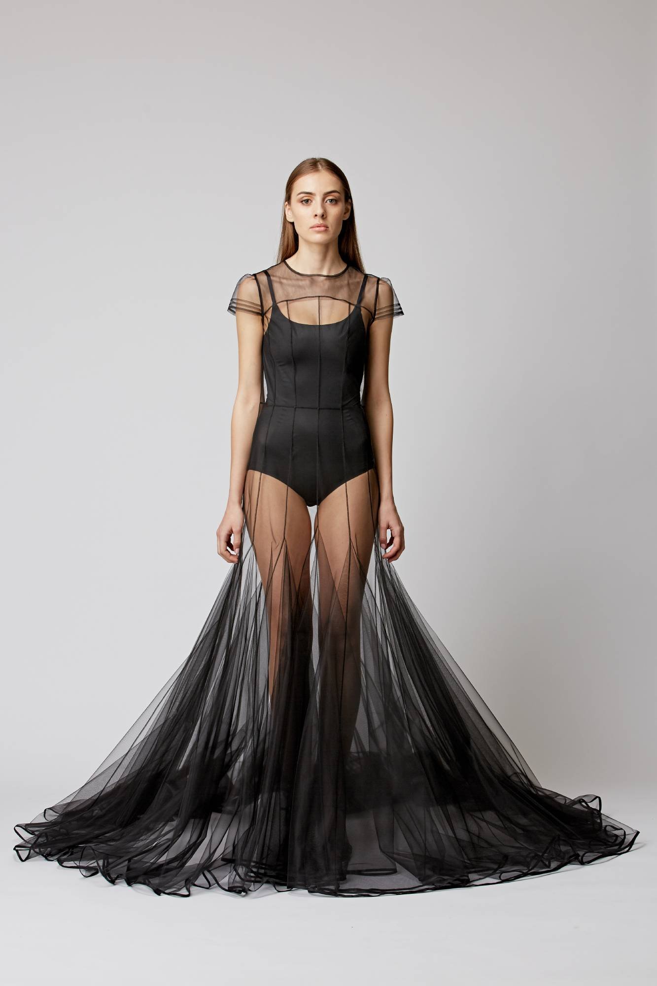 Люсьен Крысанова черное прозрачное платье