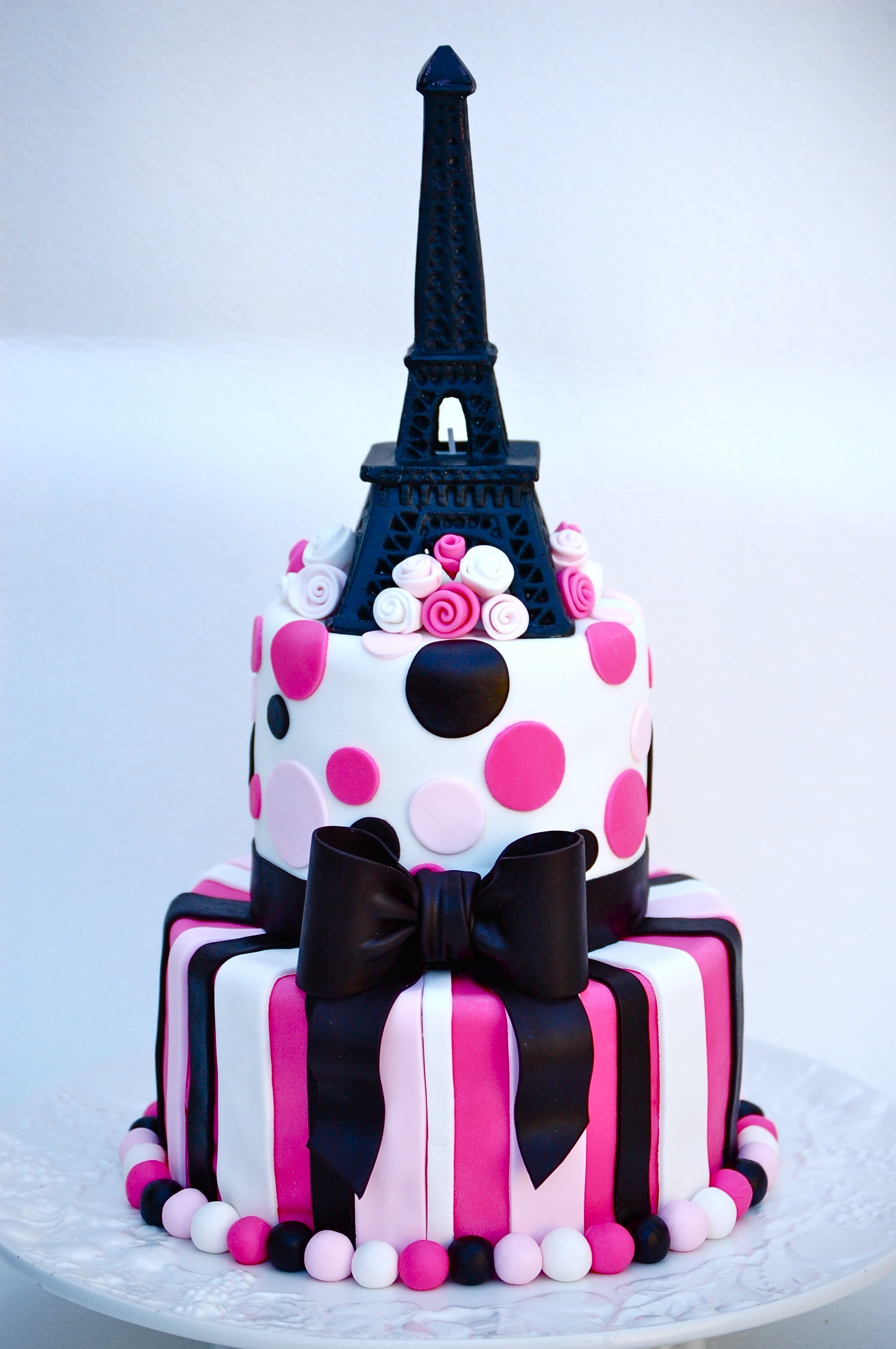 Красивые торты на 10 лет. Торт девочка. Красивые торты. Торт с днем рождения!. Торт на 10 лет девочке на день рождения.