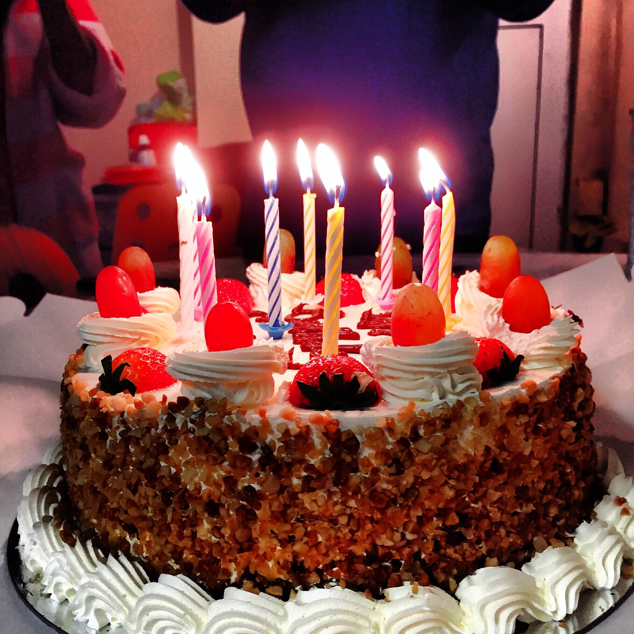 Оригинальное фото на день рождения. Красивые торты на день рождения. Тортик с днем рождения. Красивые торты праздничные. Шикарный торт на день рождения.