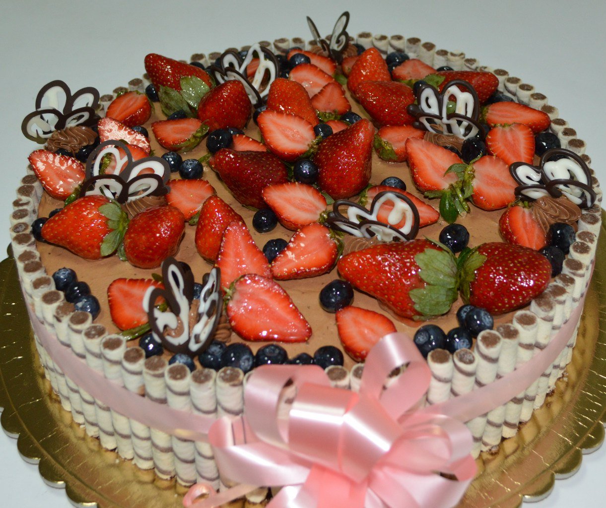 Заказ на дом на день рождения. Красивые торты. Красивые торты на день рождения. Торт с днем рождения!. С днём рождения женщине тортик.