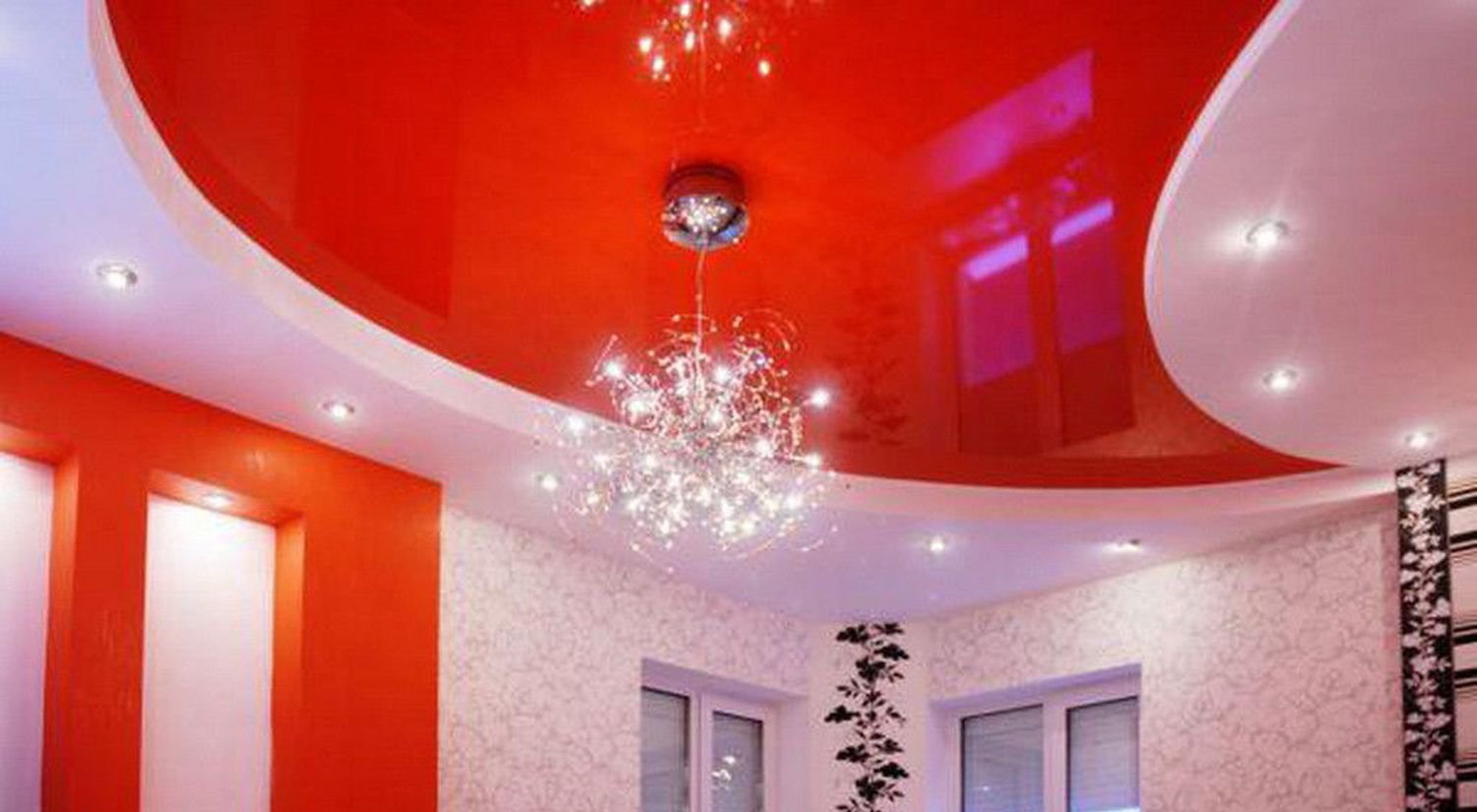 Натяжные потолки potolki estrela ru. Натяжные потолки. Красный натяжной потолок. Красивые натяжные потолки. Подвесной потолок.