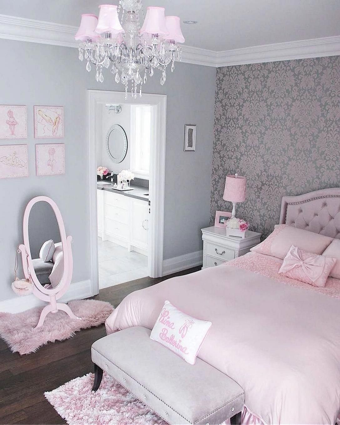 Спальня в розовых тонах. Светлая комната для девочки. Комната для девочки розового цвета. Спальня для девочки в розовых тонах. Интерьер комнаты для девушки.