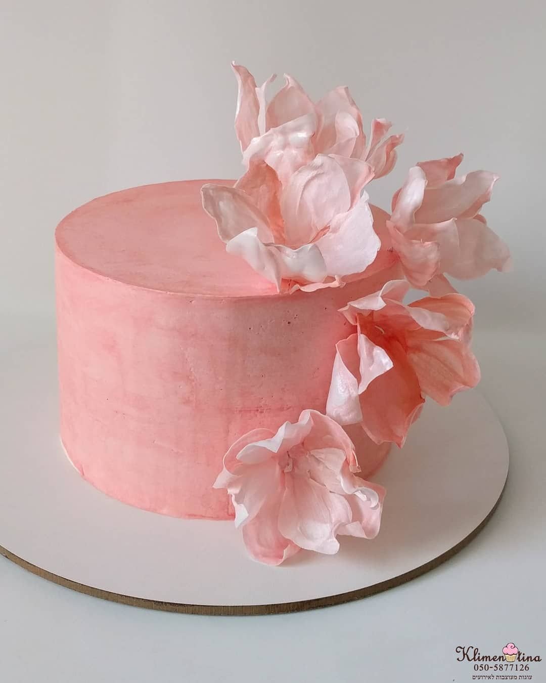 Украшение торта вафельной бумагой фото