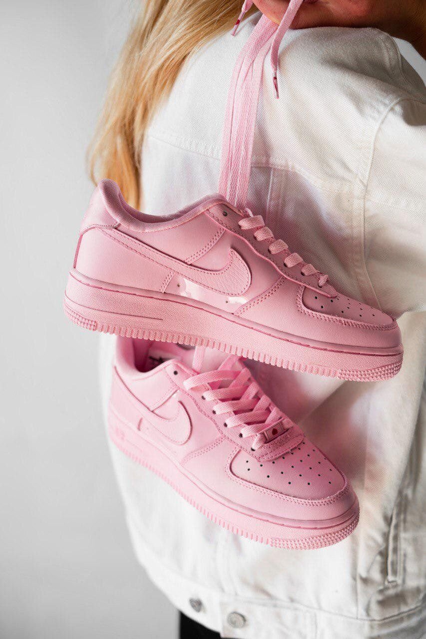 Найк форсы розовые. Nike Air Force 1 розовые. Найк Форс 1 женские. Nike Air Force розовые. Найк АИР Форс 1 женские розовые.