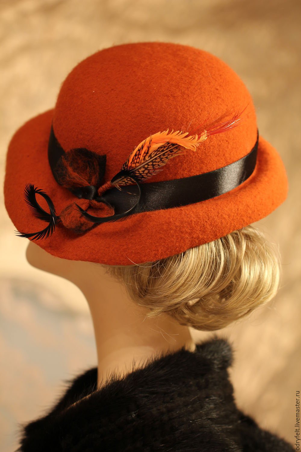 Шляпы европы. Широкополая шляпа Mango. Шляпа женская. Осенняя шляпка. Креативные шляпки.