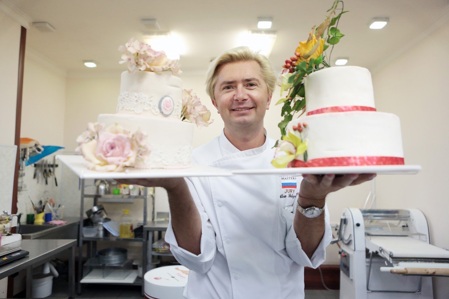 Профессиональные торты в москве