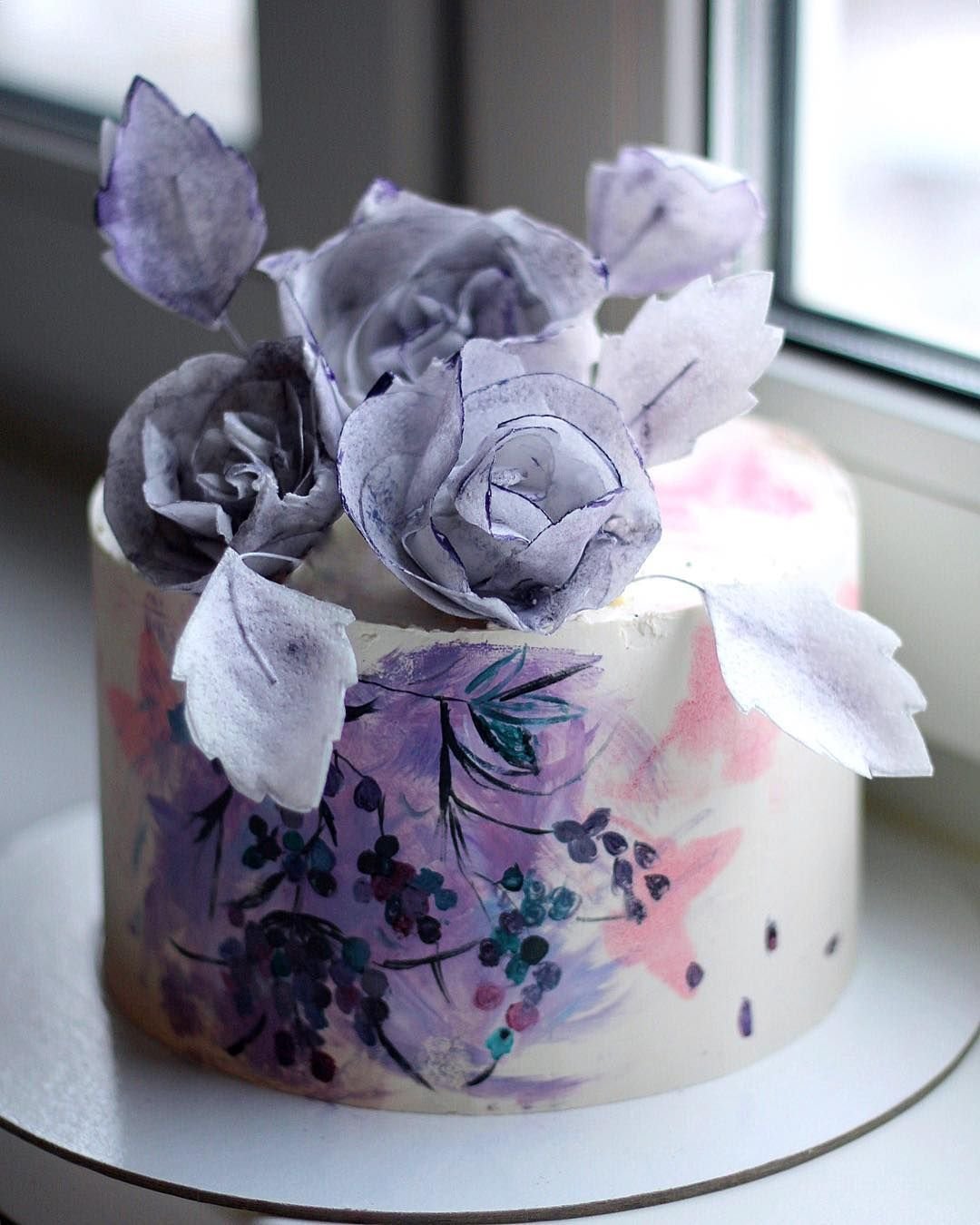 Украшения из вафельной бумаги. Украшение торта цветами. Украшение торта вафельными цветами. Торт с вафельными цветами. Украшения из вафельной бумаги для торта.