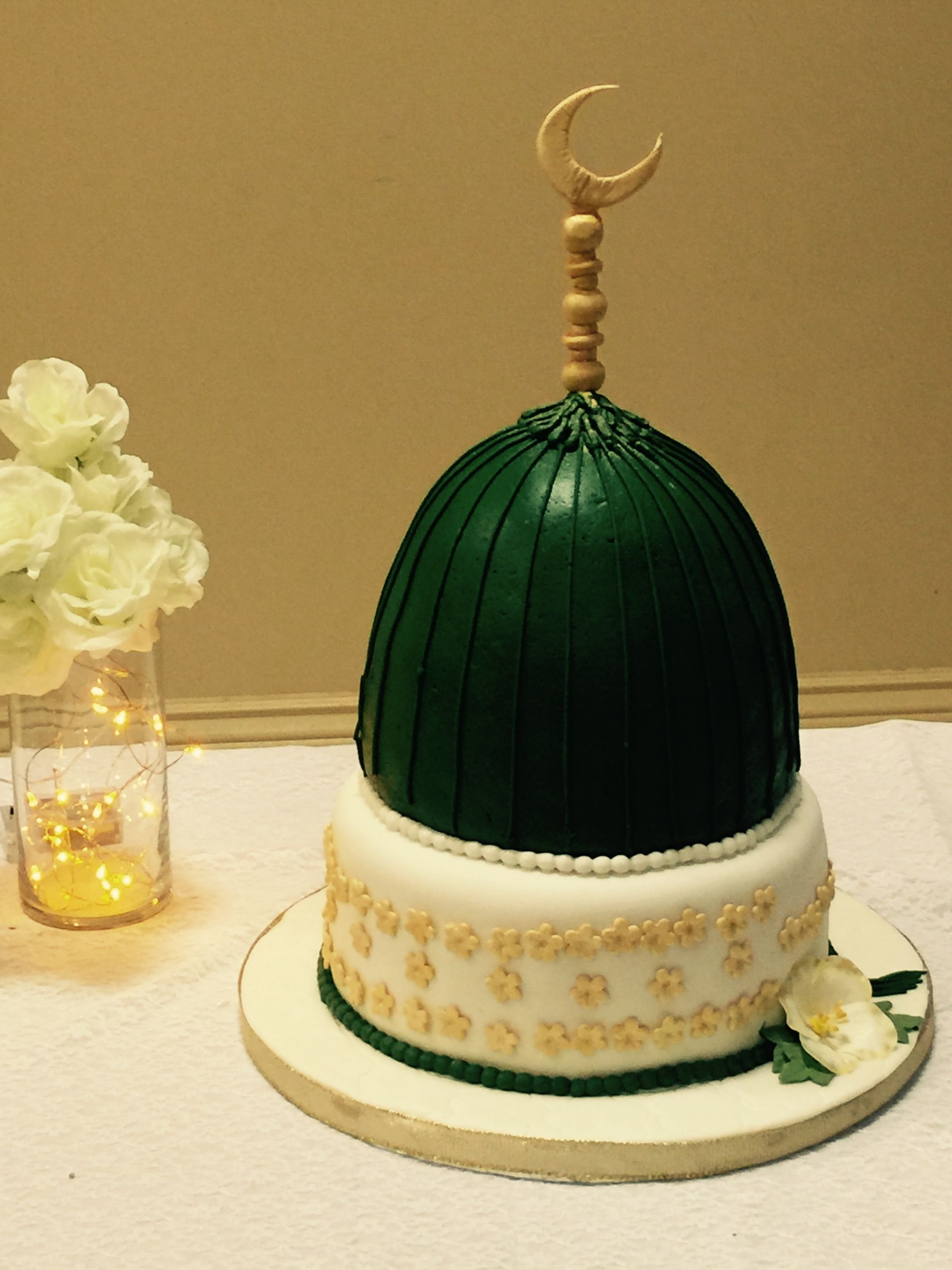 Торт мусульманский. Мусульманский торт. Торт в мусульманском стиле. Мусульманский декор на торт. Торт для мусульманина.