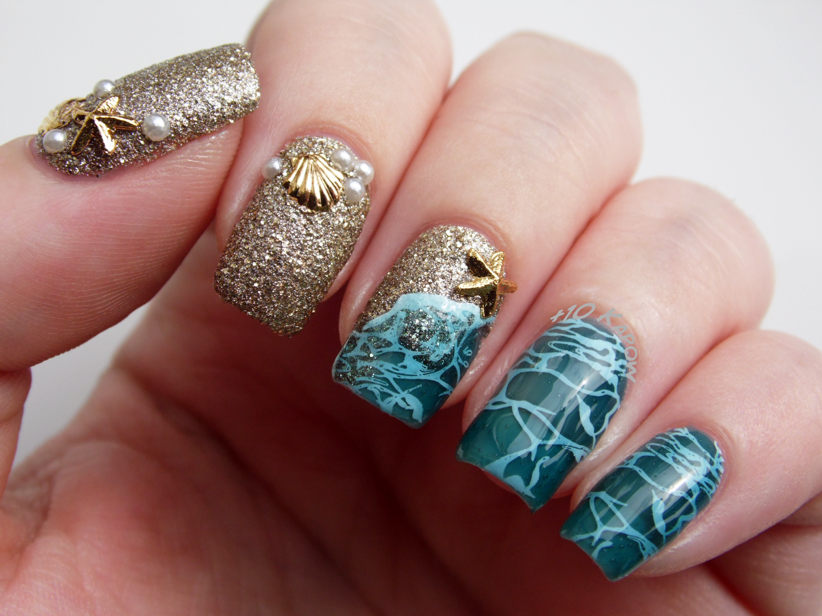 Нейл дизайн. Пляжный маникюр. Ногти морская тематика. Маникюр на море. Дизайн ногтей на море.