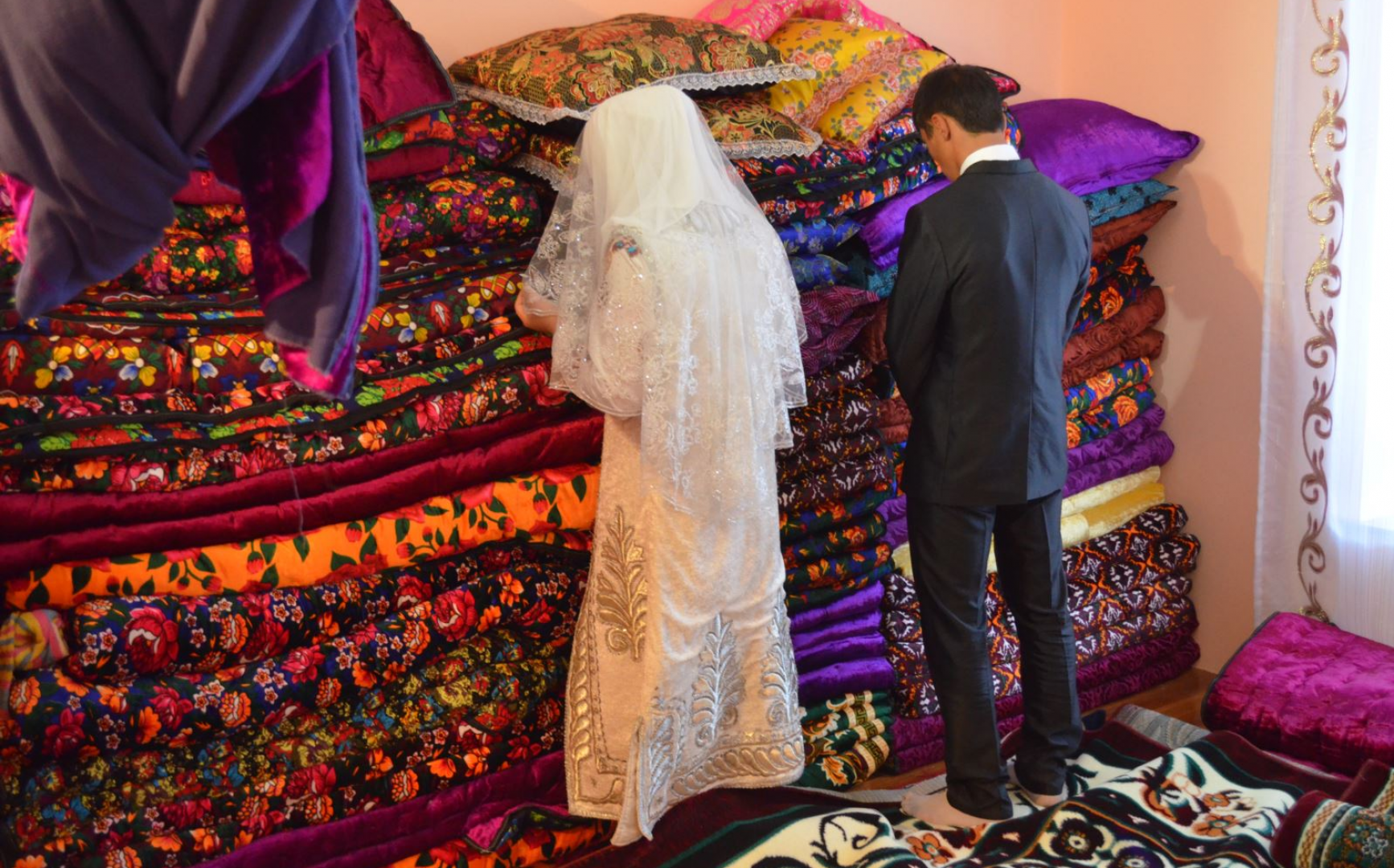 Таджикское скрытое. Никох Таджикистан. Таджикская свадьба. Таджикская свадьба обычаи. Узбекская свадьба.