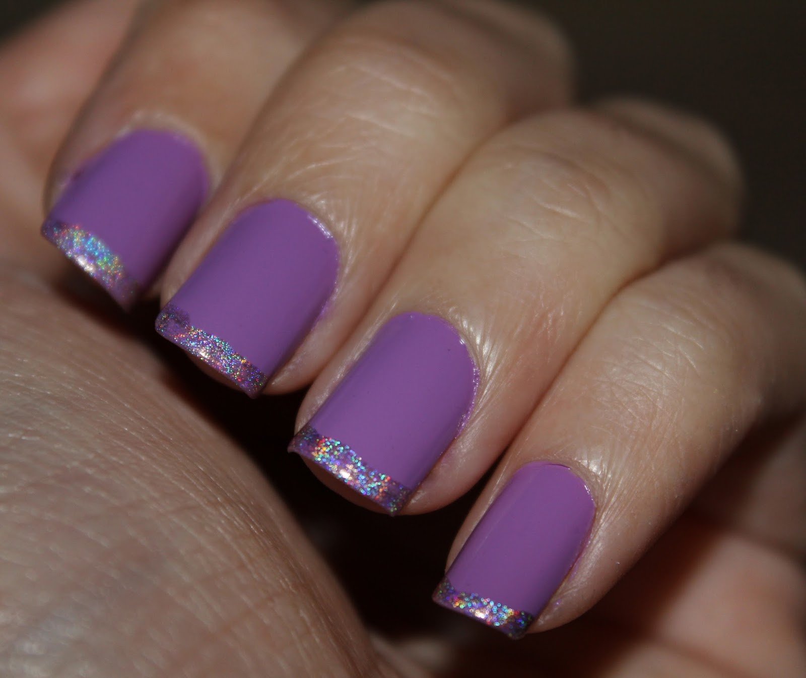 Фиолетовый френч на квадратных ногтях