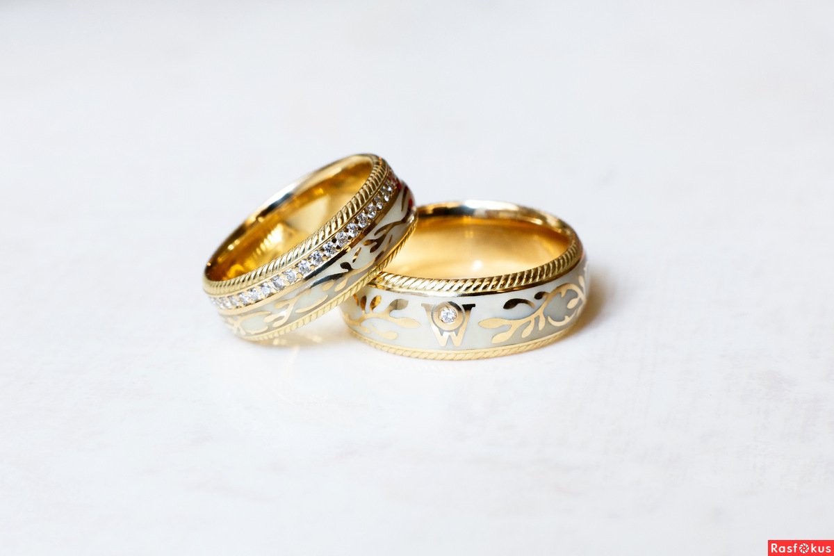 С предыдущим кольцом. Красивые обручальные кольца. Самые красивые обручальные кольца. Необычные обручальные кольца.