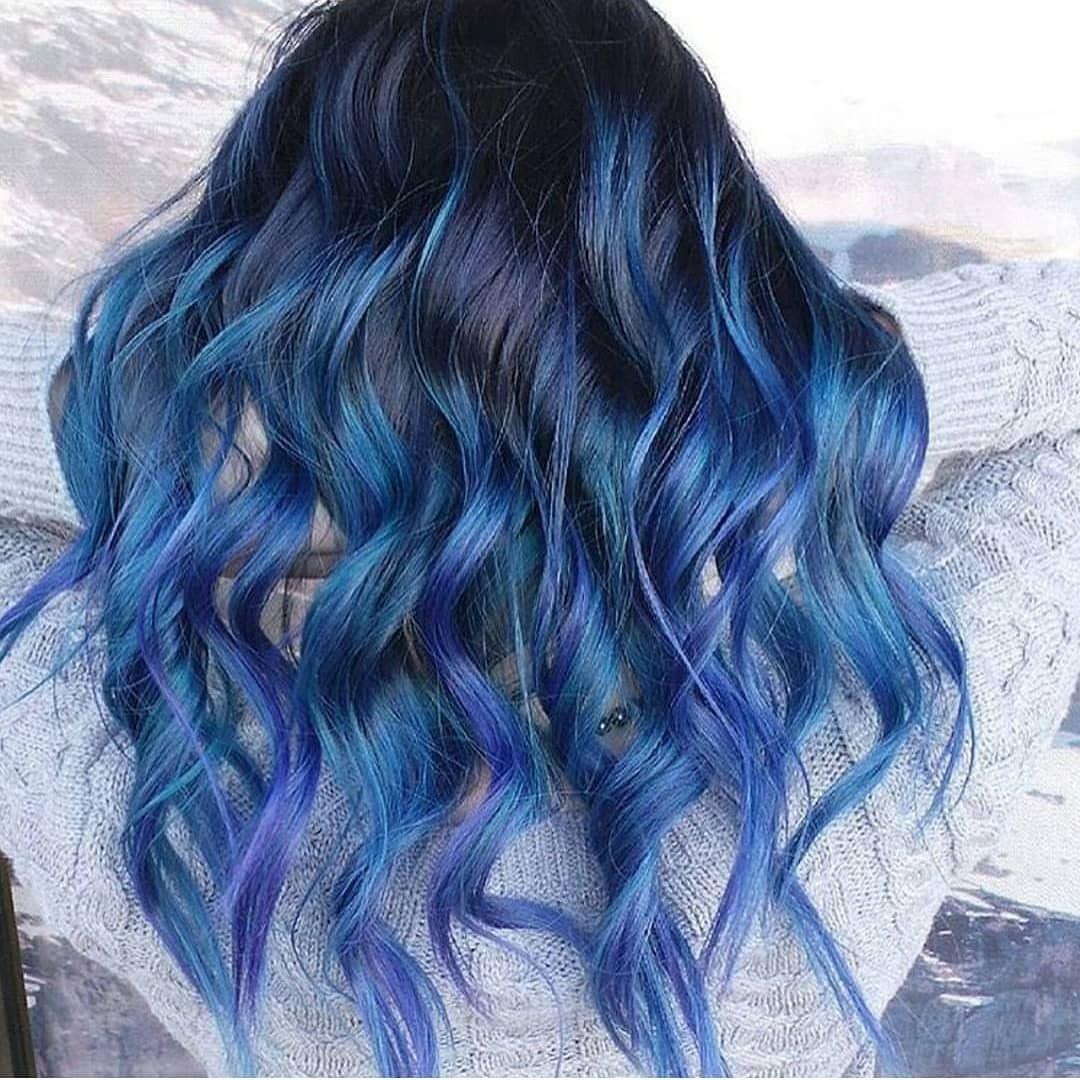 Как мелировать волосы в синий цвет