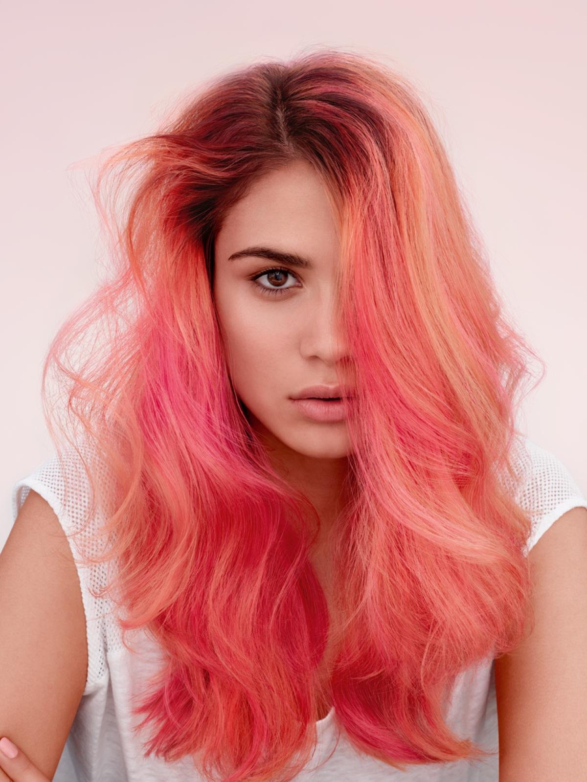 Рыже розовый цвет. Розовый цвет волос. Рыже розовые волосы. Рыже розовый цвет волос.