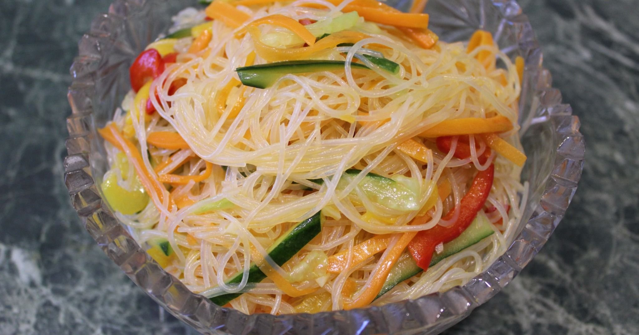 Салат с фунчозой и курицей рецепт с фото пошагово и корейской морковью
