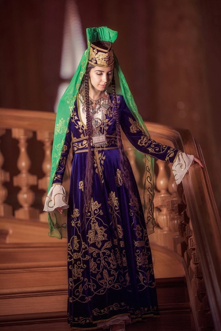Таджикские платья 2021.