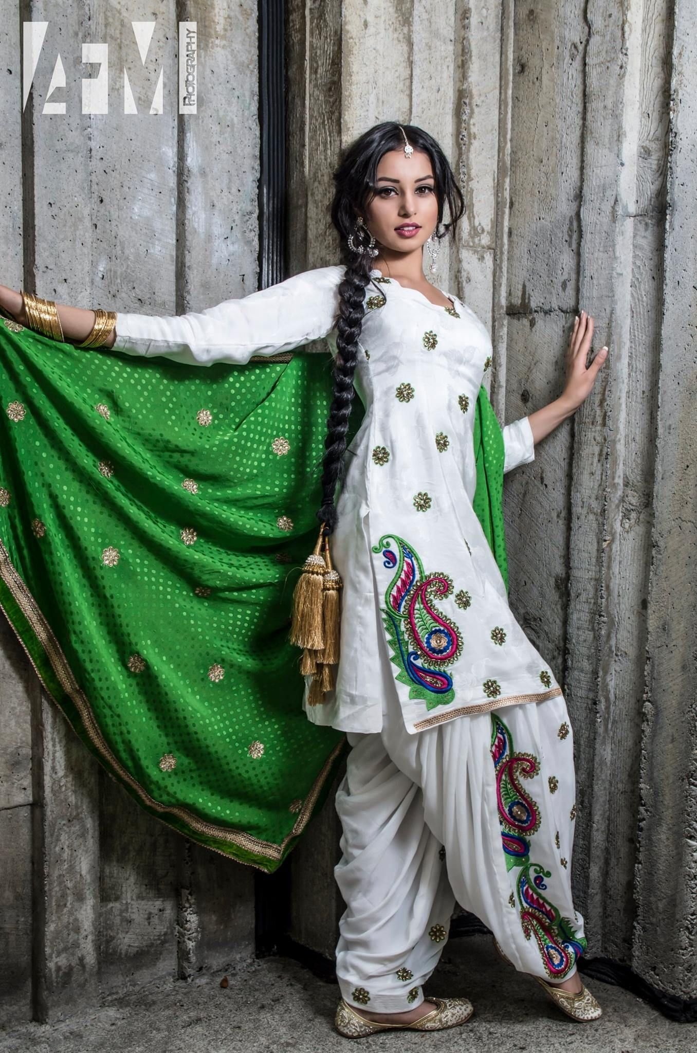 Узбекский платья со штанами