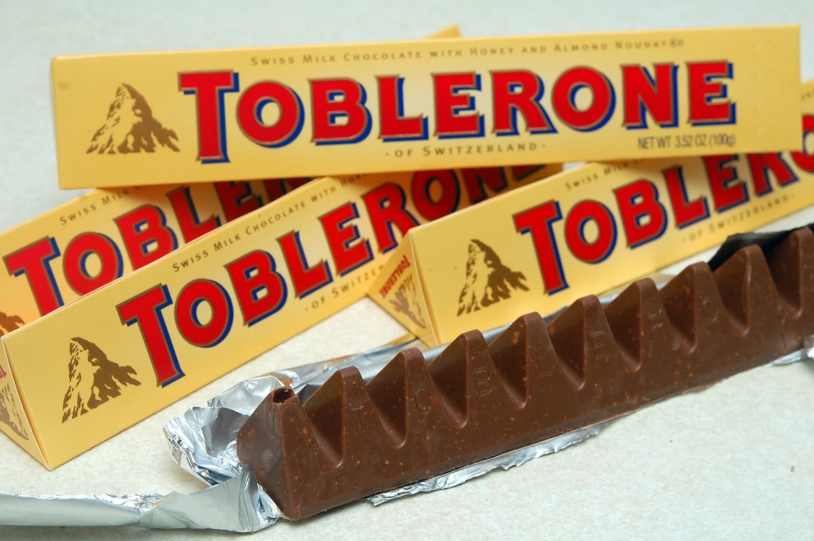 Швейцария шоколад Тоблерон