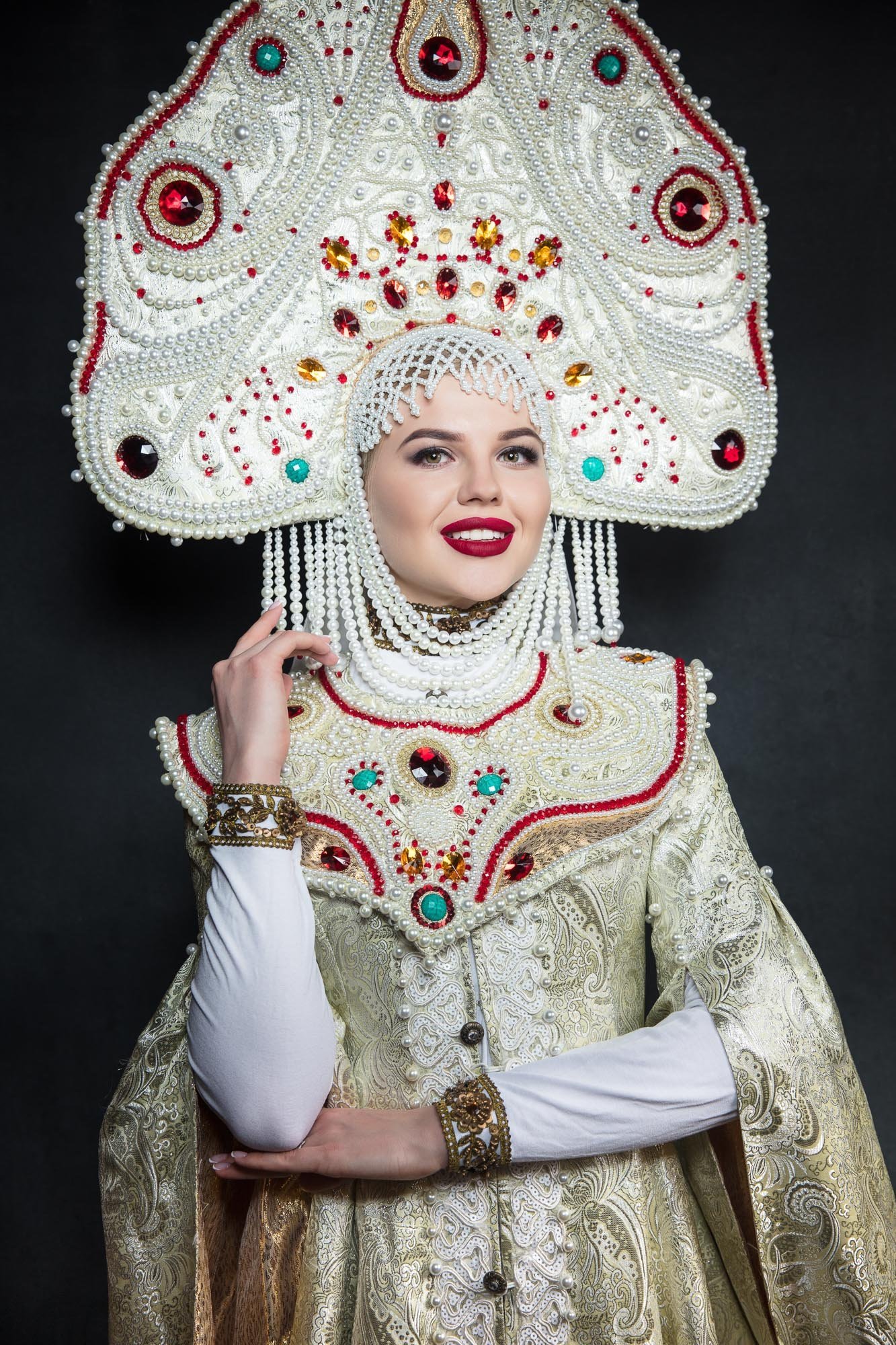Русский стилизованный костюм женский