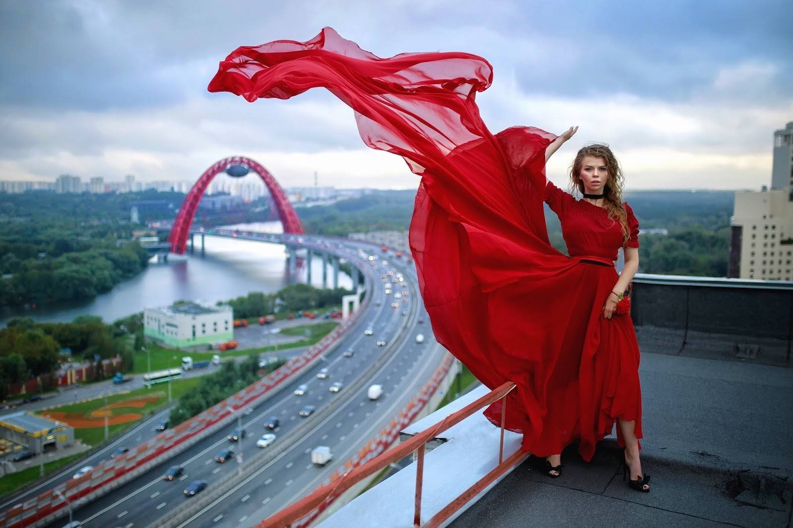 Хочу быть необычной. Живописный мост в Москве. Живописный мост в Москве фотосессия. Фотосессия на крыше. Необычные фотосессии.