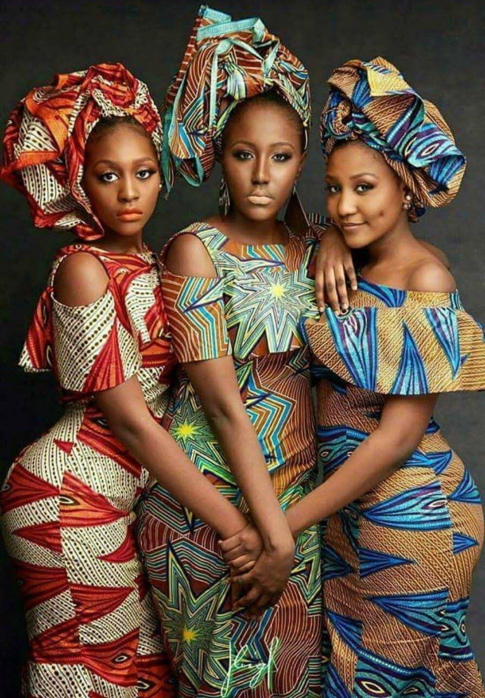 Одежда негритянок. Африканский костюм. Африканский стиль в одежде. Африканский женский костюм. Костюм африканца.