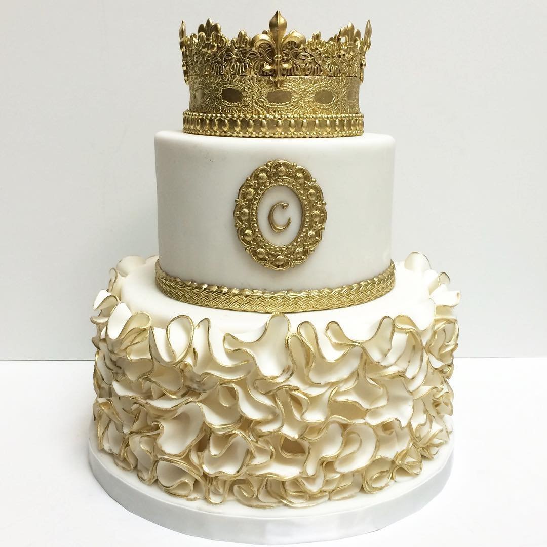 Бело Золотой Торт